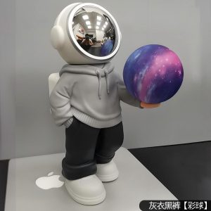 New Astronaut Wireless Bluetooth Audio Night Light Mini Portable Small Desktop Speaker Birthday Gift Ornament