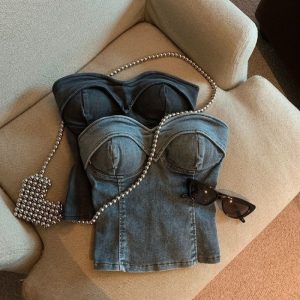 Summer new American sweet and spicy fashion pure desire denim bandeau strapless top is a special French clothing for women