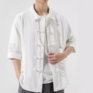 The summer model is worn with a national trendy new Chinese Hong Kong style youth shirt, a unisex couple, and a fashionable niche Tang jacket