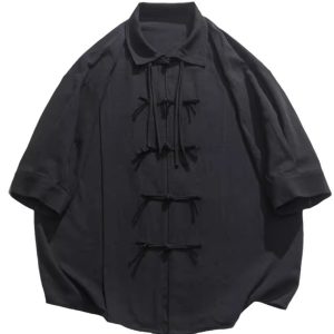 The summer model is worn with a national trendy new Chinese Hong Kong style youth shirt, a unisex couple, and a fashionable niche Tang jacket