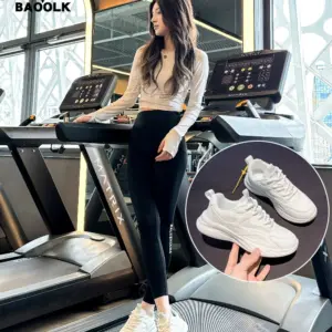 Soft-soled sneakers women's 2025 new spring/summer casual women's shoes ultra-light white lightweight shock-absorbing running shoes