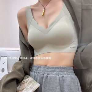 New spring product 1866 corrugated snowy cloud feeling chest wrap beautiful back bra fixed cotton cup wide shoulder vest female without trace