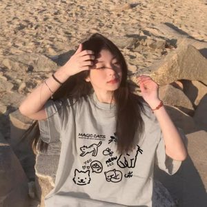 Fat mm summer loose t-shirt women's gray slim plus size 200 pounds short sleeve niche full-shoulder round neck top design sense
