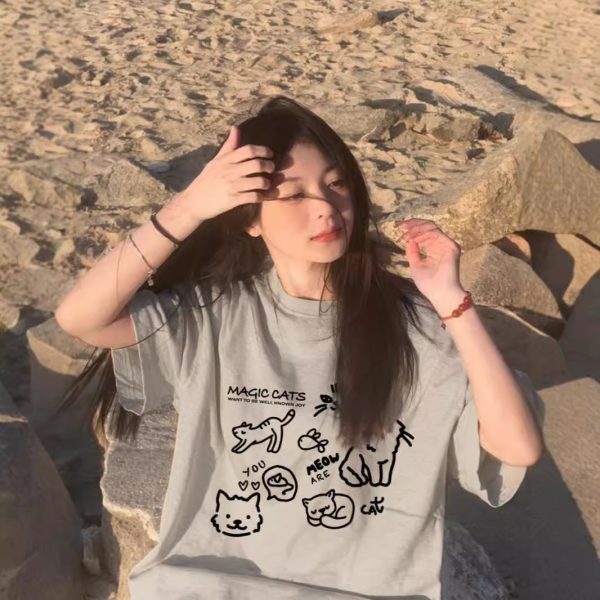 Fat mm summer loose t-shirt women's gray slim plus size 200 pounds short sleeve niche full-shoulder round neck top design sense - Image 3