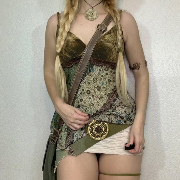 Amazon foreign trade retro forest print irregular suspender European and American V-neck lace edge design mid-length vest