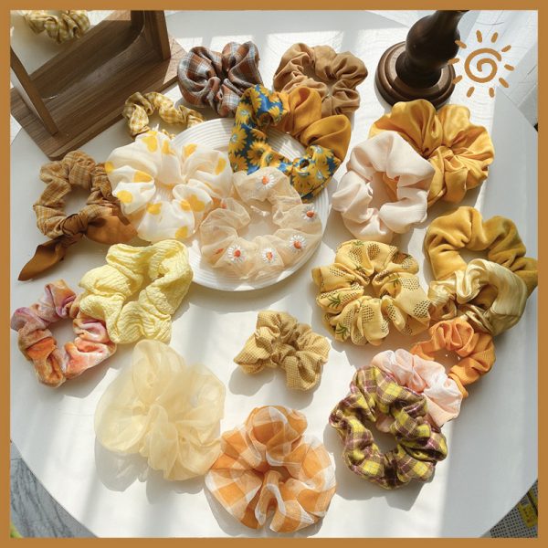 Gentle yellow pig large intestine hair ring, female cute, fat intestine hair rope, Korean limelight rope, Korean version large intestine hair ring