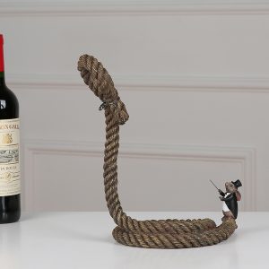 Qipin House European creative suspension rope red wine rack ornaments wine cabinet decorations resin wholesale