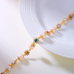 European and American new hip-hop niche diamond-encrusted pearl splicing necklace women's design sense pearl colored diamond flower necklace wholesale
