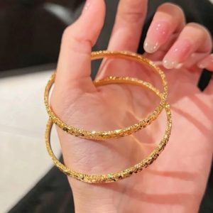 Three-sided crushed ice bracelet, women's ancient sand gold, CNC dragon scale jewelry, will not fade for a long time, imitation gold bracelet, high-end feeling