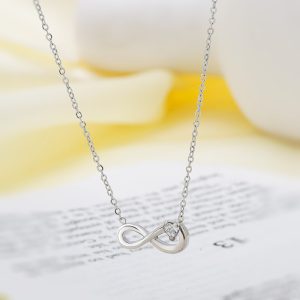 Cross-border hot selling foreign trade 8-character women's necklace infinite cycle versatility high-end sense does not fade simple zircon jewelry