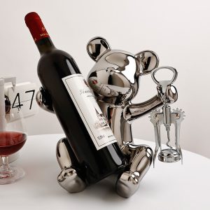 Household grape wine rack ornaments, light luxury, high-end violence, bear wine saucers, glass shelves, wine cabinets, living room, home decorations