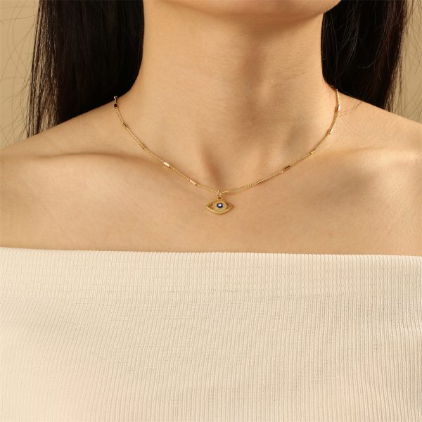Factory spot new devil's eye pendant necklace female personality exaggerated trend eye dripping oil copper clavicle chain - Image 4