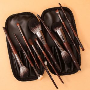 Cangzhou cross-border new high-grade animal hair wooden handle makeup brush, eyeshadow, blush, loose powder, eyebrow brush, beauty tool set