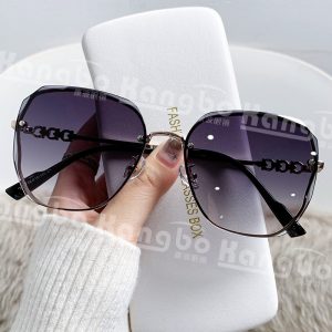 New women's sunglasses, high-end slimming sunglasses, UV protection, large frame sunglasses, large face sunscreen, tide 2304