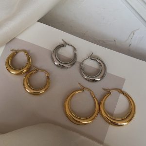 French retro high-end European and American niche minimalist circle rings do not fade earrings