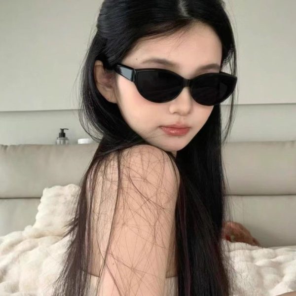 Korean jennie hot girl cat eye sunglasses women's 2025 new retro sunglasses UV protection European and American trendy cool - Image 4