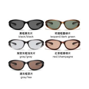 Summer Outdoor Sports Riding Vintage Sunglasses Female Y2K Hot Girl Eye Protection UV Protection Premium Sunglasses Male