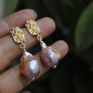 Design new French vintage earrings natural aurora purple large baroque freshwater pearls