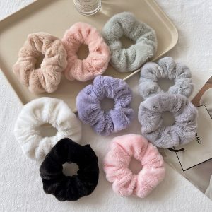 New autumn and winter new headband ins cute plush large intestine scrunchie hair rope children's adult hair accessories Korean version of headwear