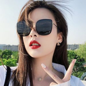 Douyin beige sunglasses women's trend 2022 new large-frame Korean version of the trend glasses Internet celebrity with the same sunglasses