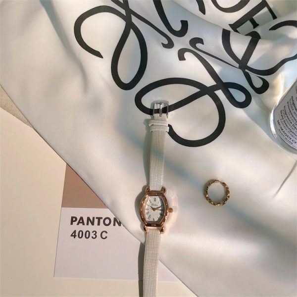Cross-border popular French retro, exquisite and simple, personalized tonneau quartz watch, nostalgic belt watch for schoolgirls - Image 2