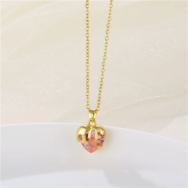 European and American cross-border jewelry, zircon love necklace, women's stainless steel heart-shaped crystal clavicle chain, peach heart strawberry necklace - Image 2