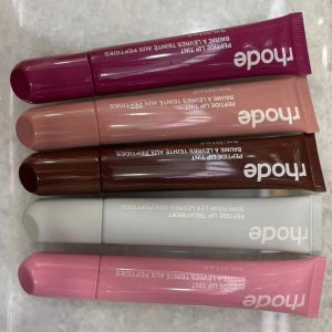 Spot rhode Hayley Tinted Lipstick, Lipstick, Lipstick, Lip Gloss, Ribbon Toast Espresso Lip Gloss
