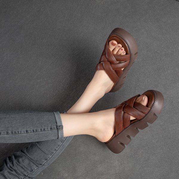 Shanghai Jiesu's new thick-soled top-layer cowhide woven sandals for the summer of 2022 is a casual fashion trend women's shoes