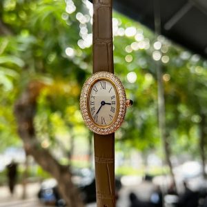 Sending wine barrel watches, women's bathtubs, oval vik, Douyin hits, 18K small gold watches, waterproof quartz watches, and vintage watches