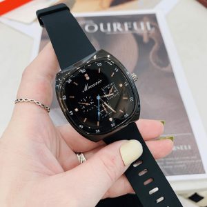 Foreign trade hot fashion wine barrel silicone with three-eyed blue needle men's watch men's watch quartz watch manufacturers spot wholesale