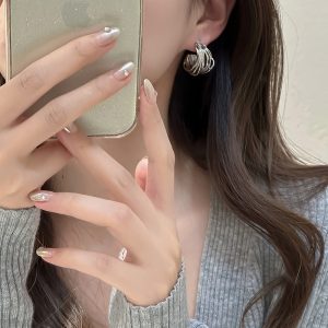 French luxury trend, European and American retro high-end sensual golden circles, multi-layer hollow winding lines, earrings, earrings, silver needles