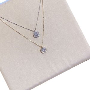 Small square diamond flash diamond necklace accessories female niche design, light luxury temperament, high-end sense ins cold wind clavicle chain
