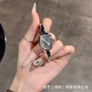 IBSO bracelet, quartz watch, small dial, niche light luxury temperament, Roman scale, oval, vintage cross-border, 1189