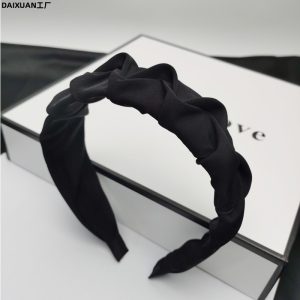 High-end black pleated headband female Korean temperament going out with pressure headband simple hairband 2024 new style