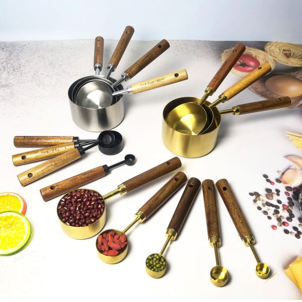 Stainless steel measuring cup measuring spoon 8 pcs set Acacia wooden handle measuring cup measuring spoon baking tool 4 pcs in stock wholesale