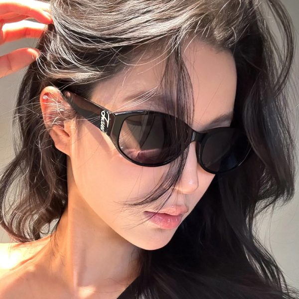 Jennie's same fashion sunglasses women's 2024 autumn and winter retro cat-eye polarized anti-ultraviolet sunglasses