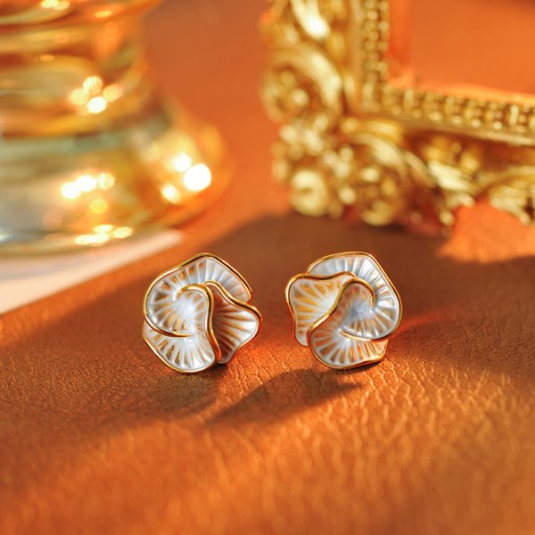 Korean version of the new drop glaze camellia zircon earrings French niche temperament earrings light luxury high-end earrings wholesale - Image 2