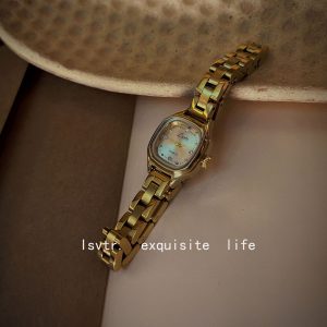 LSVTR new manufacturer wholesale foreign trade live vintage style mini small gold watch French retro light luxury watch woman