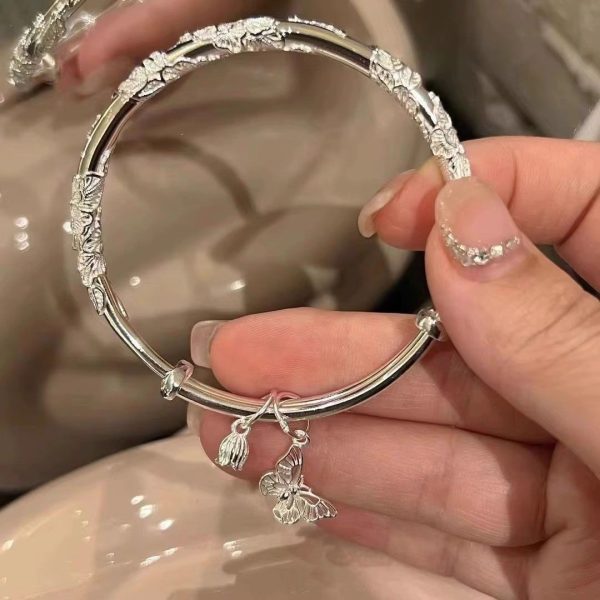 Flowers, solid sliding bracelets, female stamens, butterflies, niche temperament, high-end adjustable bracelets, versatile