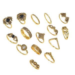 The new 15-piece personalized alloy design is a fashionable and versatile ring set suitable for women's daily wear