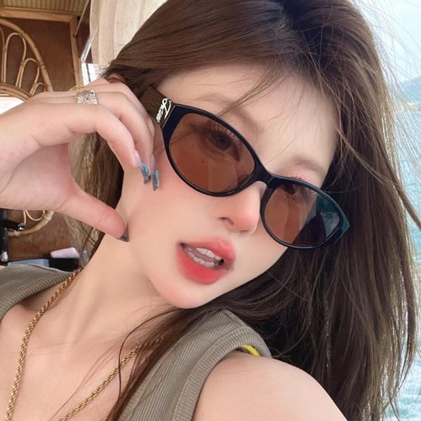 Jennie's same fashion sunglasses women's 2024 autumn and winter retro cat-eye polarized anti-ultraviolet sunglasses - Image 2