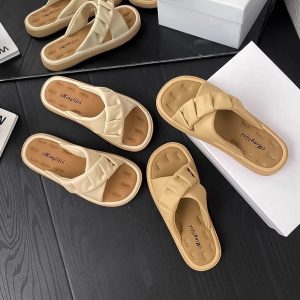 Sheepskin version ~ casual soft flat beach comfortable sandals with skirts for women 2025 new summer outerwear