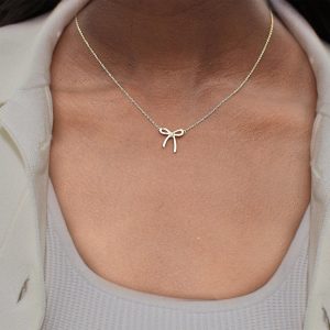 Electroplated simple necklace pendant bow cute fashion girl versatile high-end temperament collarbone chain collarband chain