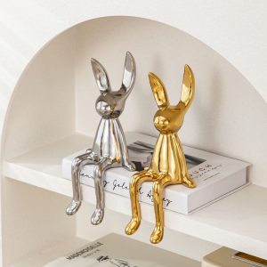 Internet celebrity creative cartoon sitting posture, long-eared rabbit ornaments, high-end light luxury living room, TV cabinet, wine cabinet, entrance decorations