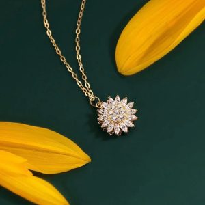 Cross-border same rotatable sunflower inlaid zirconium necklace women's light luxury niche design cold style clavicle chain pendant