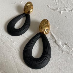 French European and American vintage earrings, 925 silver needle resort style, metallic black, temperament, earrings, women's exquisite