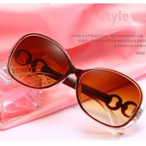 2023 New Sunglasses Women 9509 Fashion Small Frame Driving Slimming Glasses European and American Trend Sunglasses Wholesale