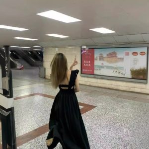 Small flying sleeve dress women's new high-end hot girl temperament long skirt 2024 summer sexy black open back