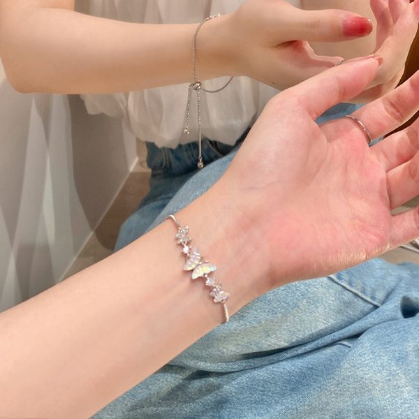 Super fairy butterfly pull-out titanium steel bracelet women's ins niche design high-end bracelet girlfriend net red hand jewelry wholesale