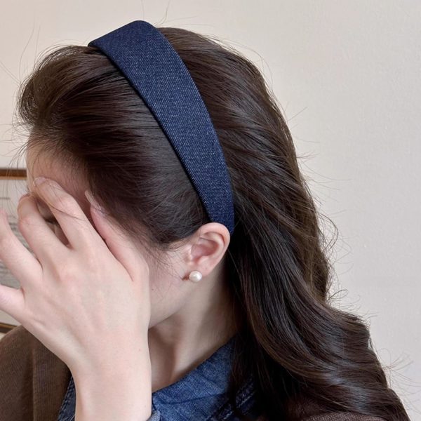 Dongdaemun fashion retro denim headband, small fragrance wide brim simple solid color hair pressed headwear, versatile Internet celebrity hair accessories - Image 4